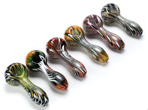 glass pipe smoking